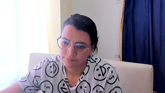 Snapshot of MARILYN_GARCIA chatting on February 19, 5:49 pm MARILYN GARCIA online show from February 19, 5:49 pm