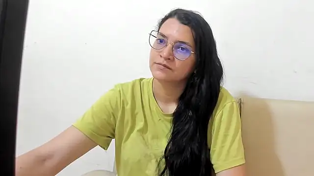 MARILYN GARCIA online show from March 3, 2:57 pm