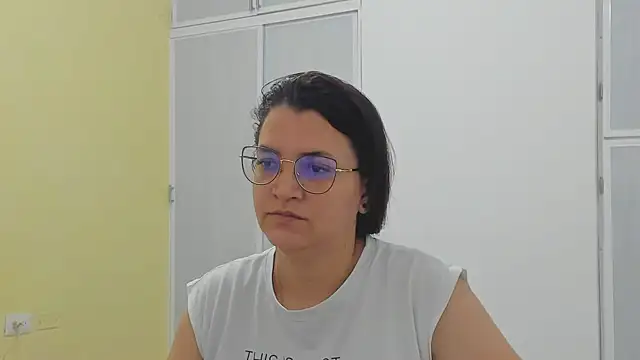 Snapshot of MARILYN_GARCIA chatting on March 12, 2:01 pm MARILYN GARCIA online show from March 12, 2:01 pm