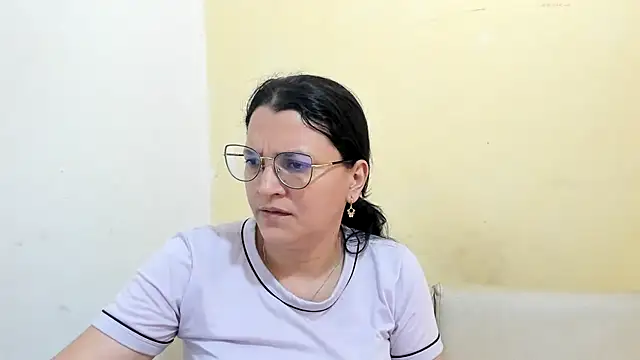 MARILYN GARCIA online show from February 10, 3:22 pm