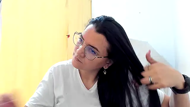 MARILYN GARCIA online show from May 25, 5:33 pm