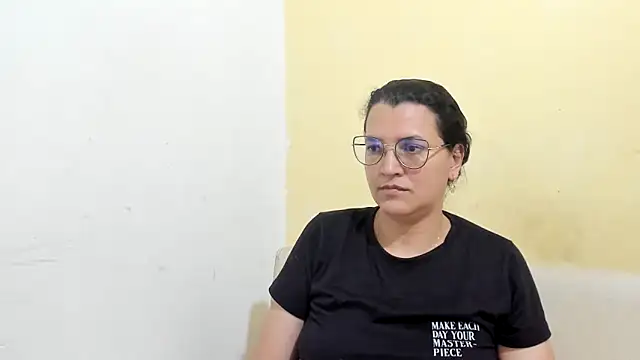 MARILYN GARCIA online show from February 7, 9:23 pm