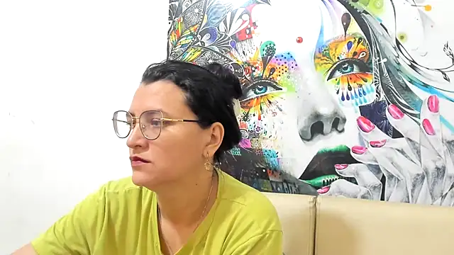 MARILYN GARCIA online show from March 12, 12:31 pm