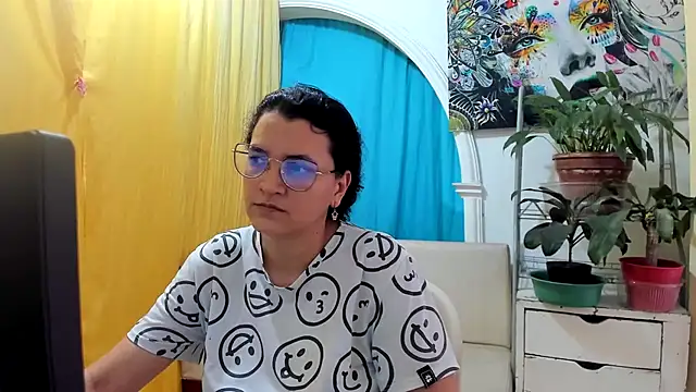 MARILYN GARCIA online show from July 16, 9:56 pm