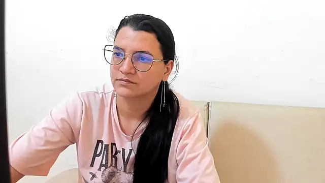 MARILYN GARCIA online show from January 8, 5:08 pm