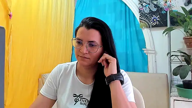 MARILYN GARCIA online show from July 14, 4:13 pm