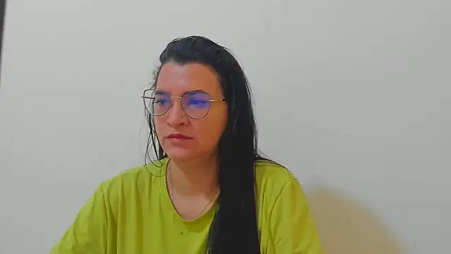 MARILYN GARCIA online show from December 1, 3:46 pm