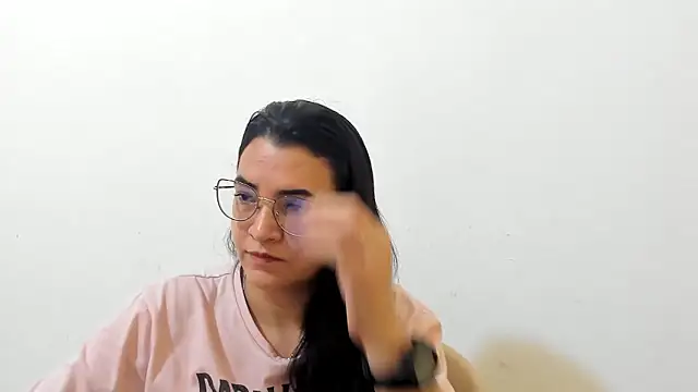 MARILYN GARCIA online show from November 28, 4:07 pm