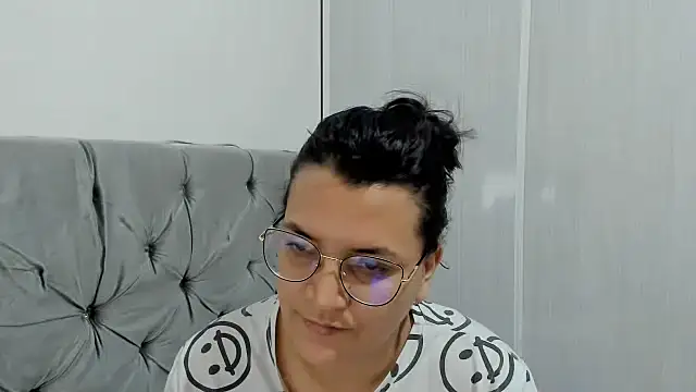Snapshot of MARILYN_GARCIA chatting on January 27, 10:27 pm MARILYN GARCIA online show from January 27, 10:27 pm