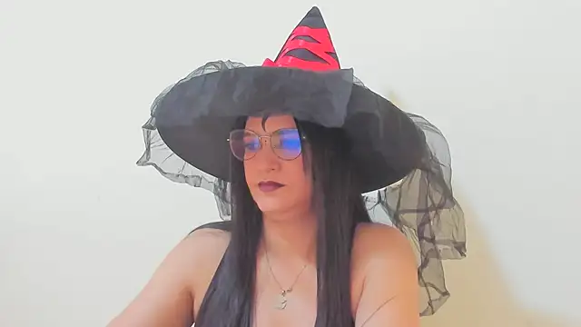 MARILYN GARCIA online show from October 31, 3:08 pm