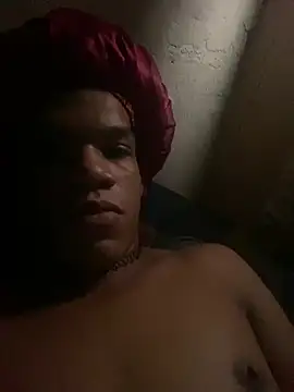 valennfuego online show from August 4, 7:29 pm