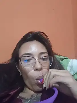 sapequita online show from August 4, 11:42 pm