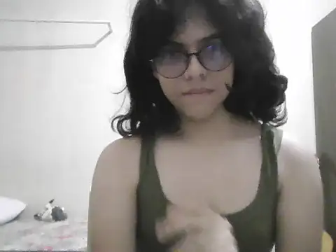 cecileah online show from August 7, 4:46 pm