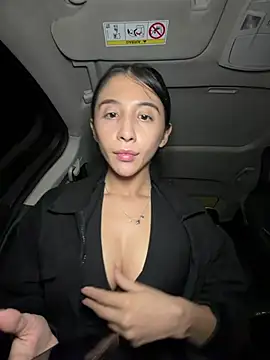 imalexaherrera online show from August 6, 12:49 am