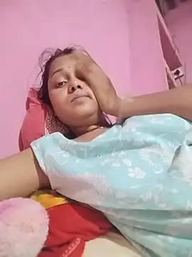 Snapshot of isha_90 chatting on August 7, 4:18 am isha 90 online show from August 7, 4:18 am