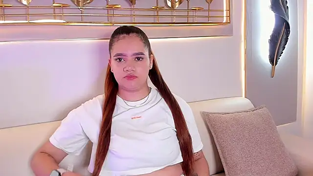 saharawalker  online show from August 6, 12:22 pm