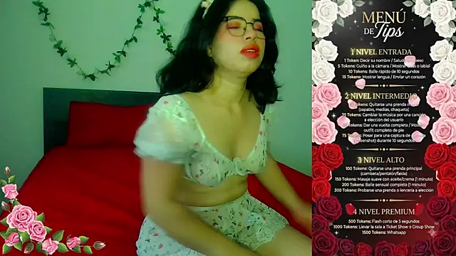 Emmily Tulip online show from August 6, 12:11 pm