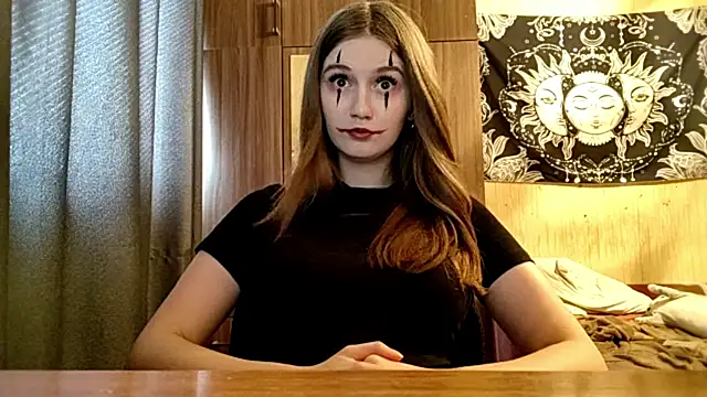 DanicaMazon online show from August 7, 9:59 am