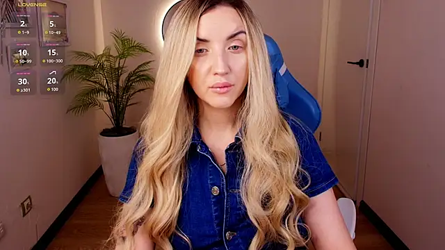 White F0x online show from August 8, 3:24 am