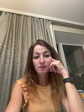 Snapshot of NikaStars chatting on August 7, 7:09 pm NikaStars online show from August 7, 7:09 pm