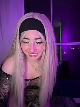 LilyMoon2 online show from August 10, 4:41 am
