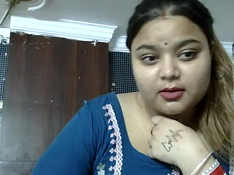 Sexy-radhika69 online show from August 9, 9:26 am