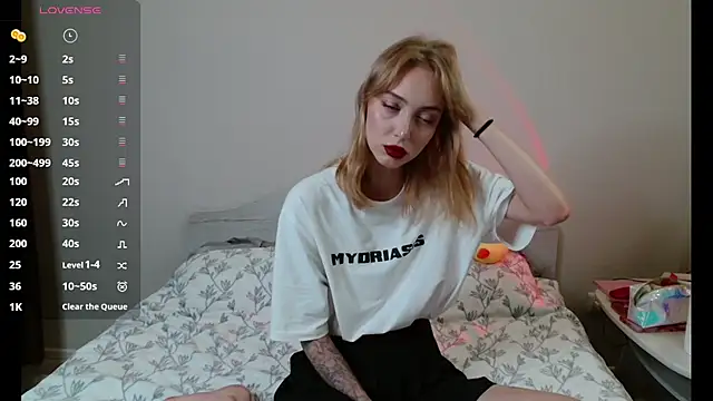 IvoryDoll online show from August 9, 4:13 pm