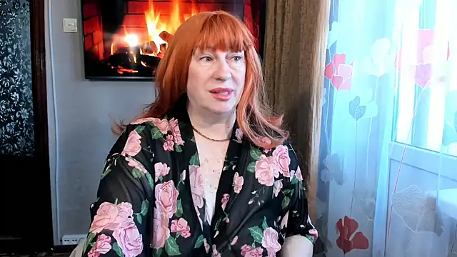 JUNOOO online show from March 10, 9:35 am