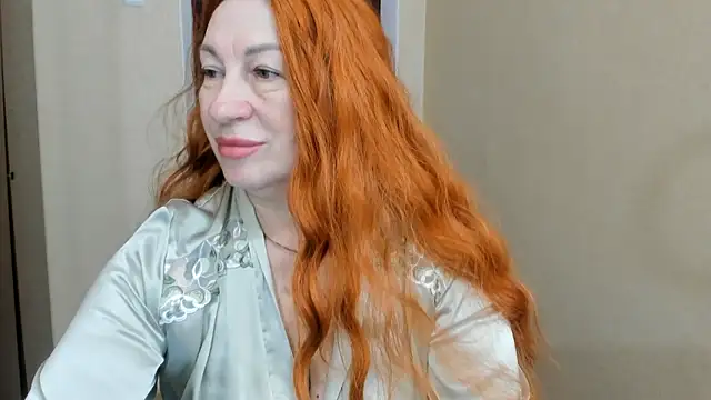 JUNOOO online show from January 11, 9:05 am