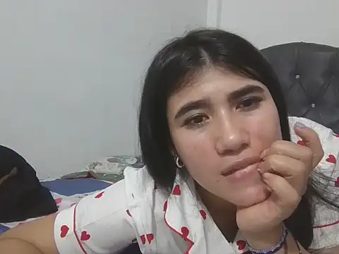 luna spii online show from August 10, 1:12 am