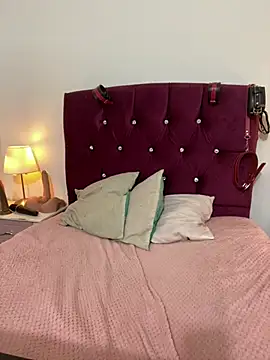 shara  online show from March 24, 2:44 am