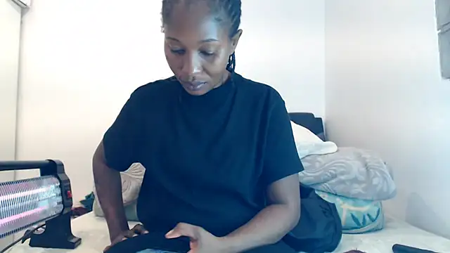 Snapshot of leanna23 chatting on July 10, 5:35 pm leanna23 online show from July 10, 5:35 pm