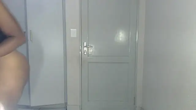 leanna23 online show from April 19, 9:17 pm