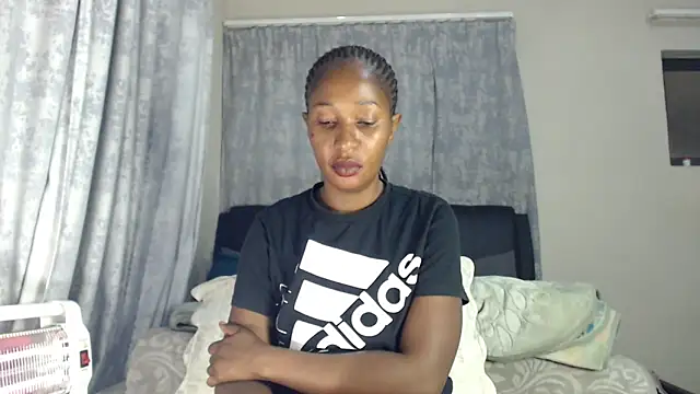 leanna23 online show from November 7, 7:40 pm