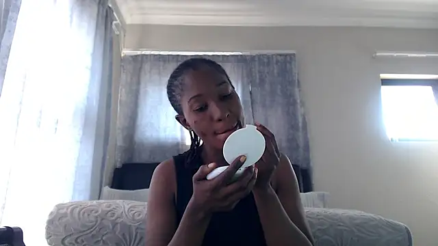 leanna23 online show from May 18, 7:35 am