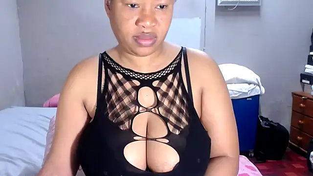 BigAreola26 online show from June 18, 5:17 am