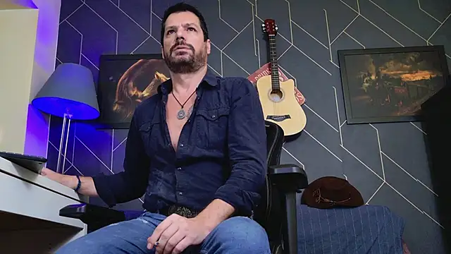 ChrisKox online show from November 30, 3:51 am