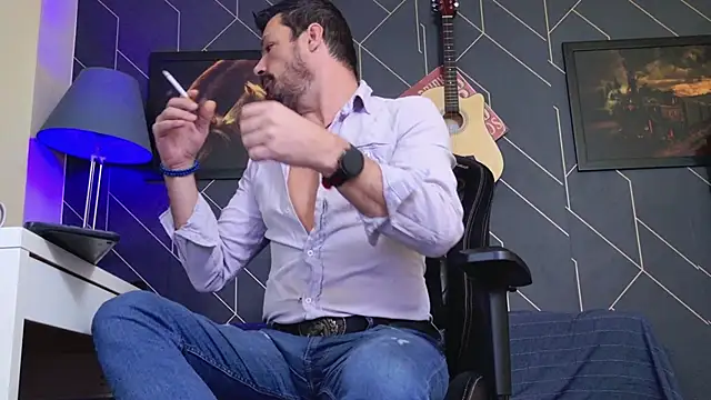 ChrisKox online show from November 17, 4:16 am