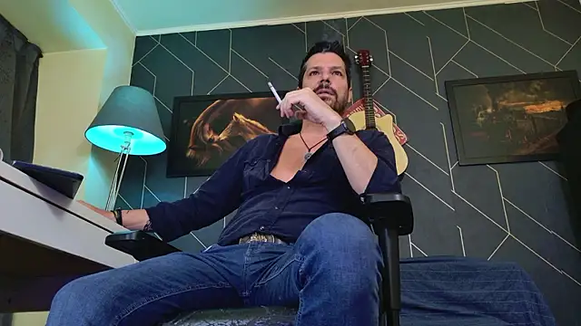 ChrisKox online show from March 14, 7:53 pm