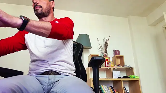 ChrisKox online show from May 25, 3:00 pm