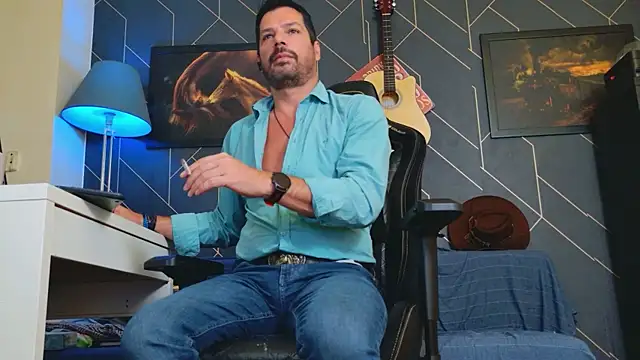 ChrisKox online show from October 4, 2:57 am