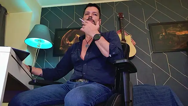 ChrisKox online show from March 22, 9:16 pm