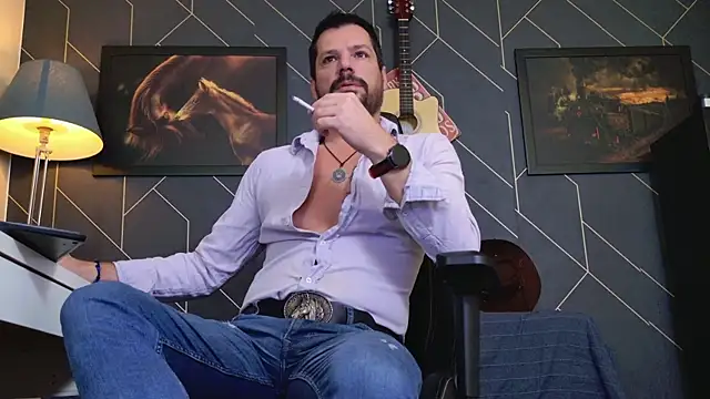 ChrisKox online show from November 13, 6:17 am