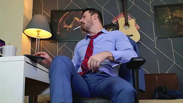 ChrisKox online show from December 22, 7:47 pm