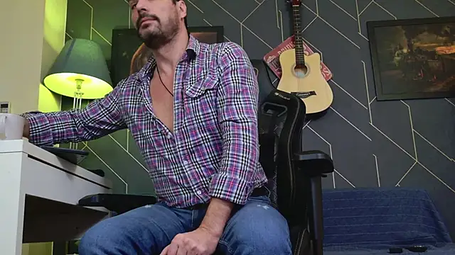 ChrisKox online show from January 13, 3:16 pm