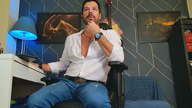 ChrisKox online show from October 10, 5:08 am