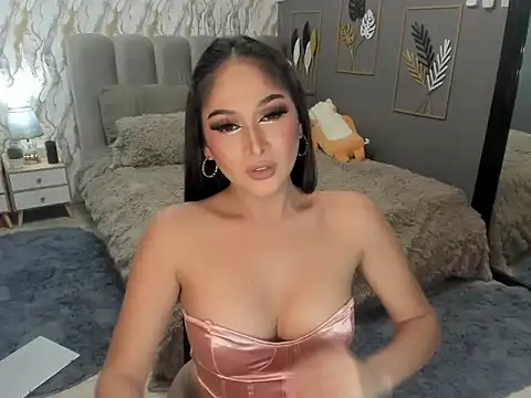 Snapshot of LegendaryNicole chatting on October 9, 6:19 pm LegendaryNicole online show from October 9, 6:19 pm