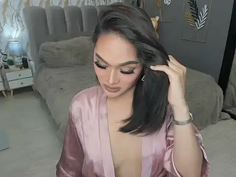 Snapshot of LegendaryNicole chatting on September 29, 8:25 pm LegendaryNicole online show from September 29, 8:25 pm