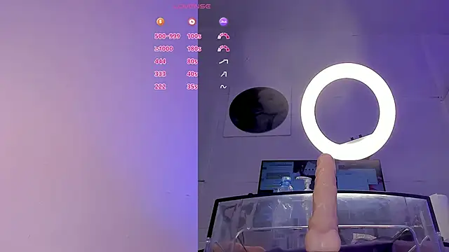 Dakota Blare online show from November 23, 1:43 pm