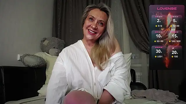 Snapshot of Alessandra92 chatting on September 20, 3:39 pm Alessandra92 online show from September 20, 3:39 pm